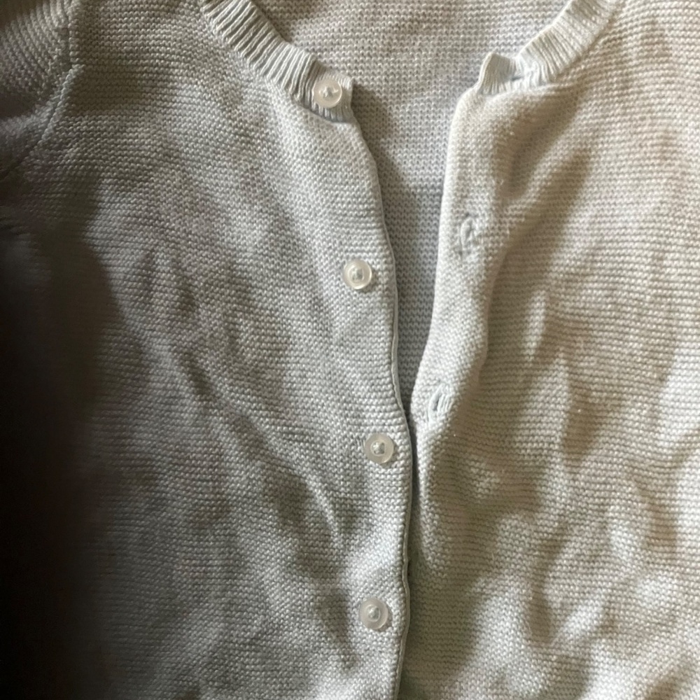 Three cardigans - Picture 4 of 5